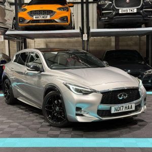 INFINITI Q30